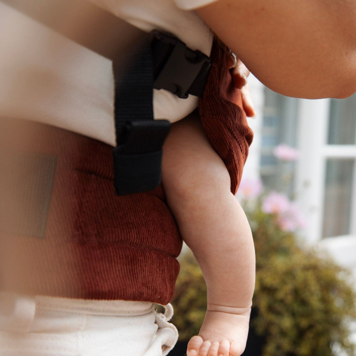 Baby Carrier - Corduroy Maroon